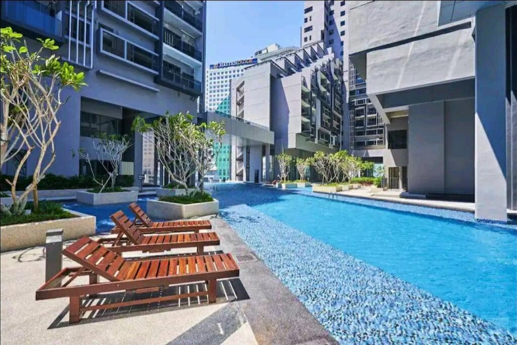 Seaview#Warmth#Netflix#Privatebathtub#Seasideluxurycondo#Imperioresidence Malacca Exterior photo