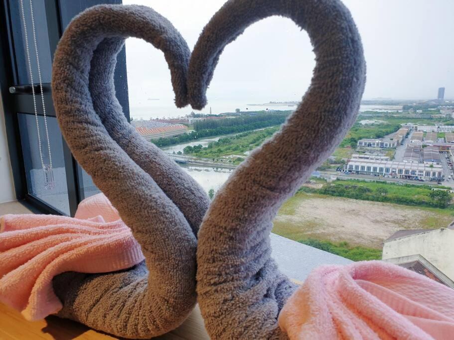 Seaview#Warmth#Netflix#Privatebathtub#Seasideluxurycondo#Imperioresidence Malacca Exterior photo